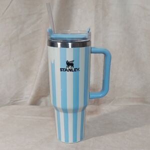 Stanley 40oz Quencher H2.0 "Arctic Twist" Blue/White Stripe Tumbler